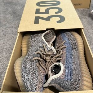 Yeezy men’s shoes